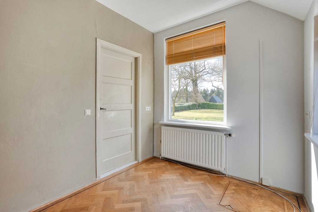 Spacious Farmhouse with Equestrian Facilities and Rural Views — 42