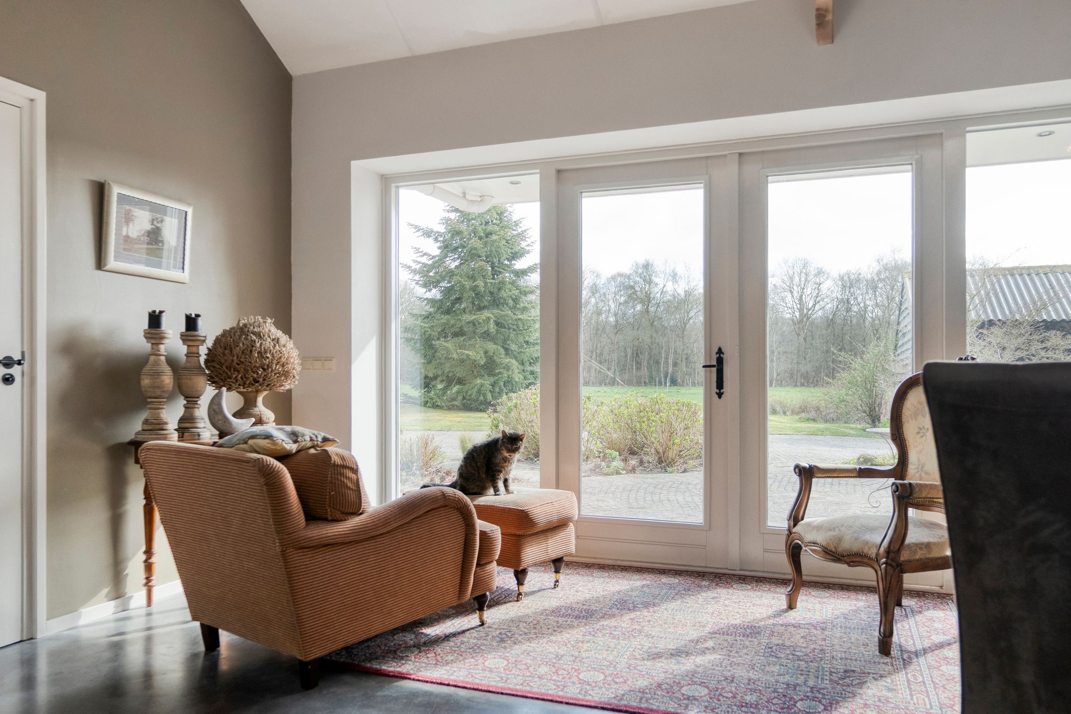 Spacious Farmhouse with Equestrian Facilities and Rural Views — 38