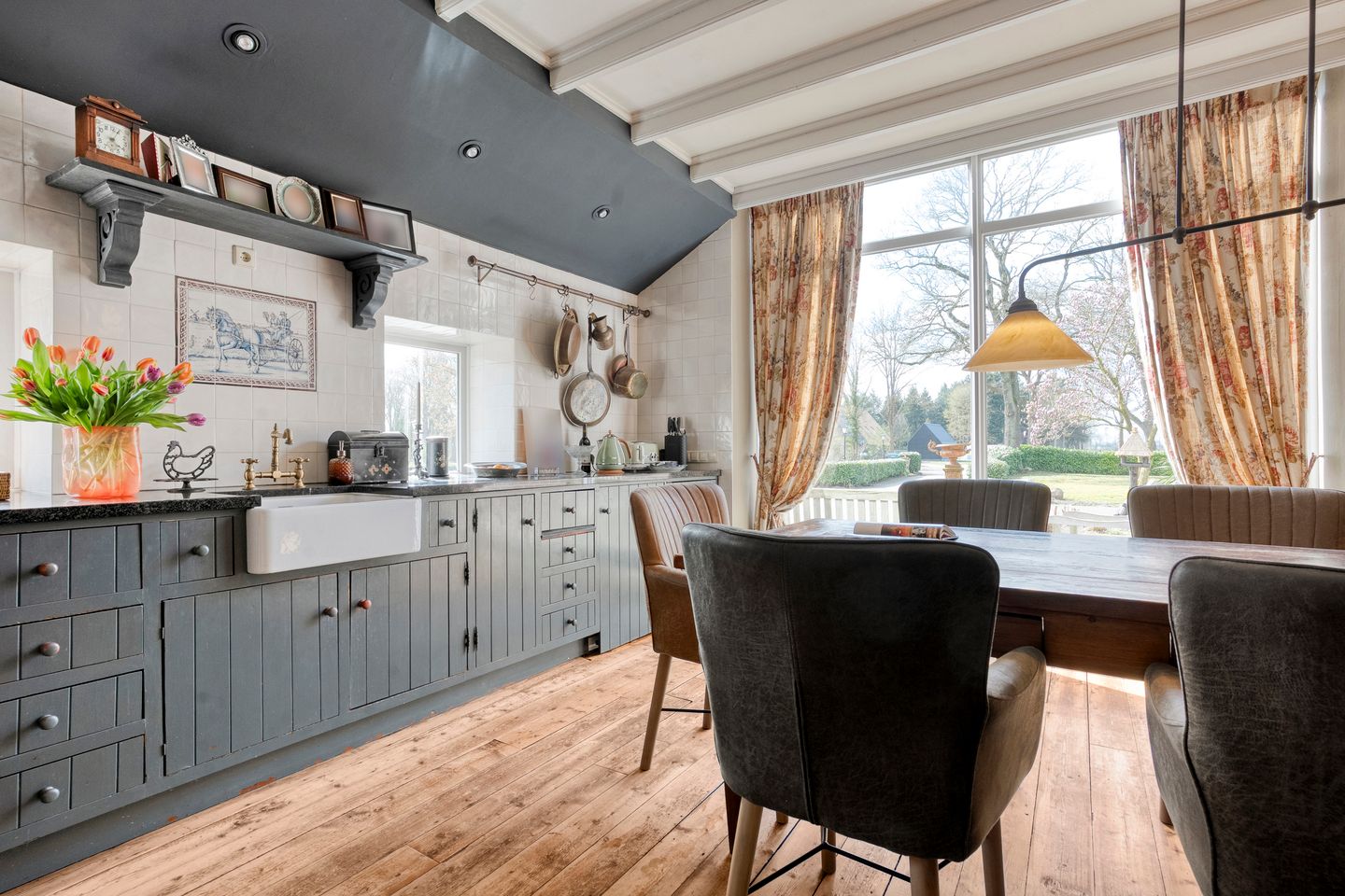 Spacious Farmhouse with Equestrian Facilities and Rural Views — 15