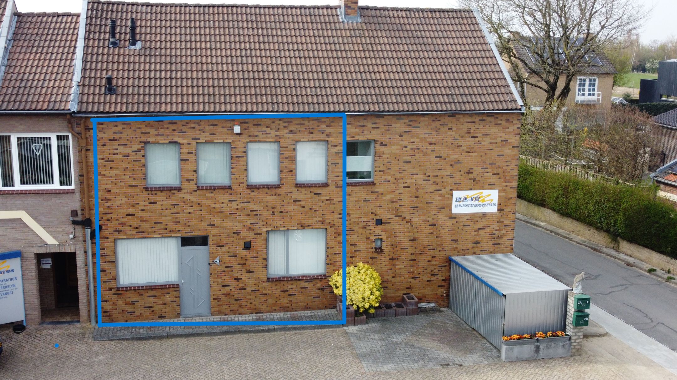 Mixed-use complex with residential apartments, commercial space and warehouses in Berg en Terblijt — 18