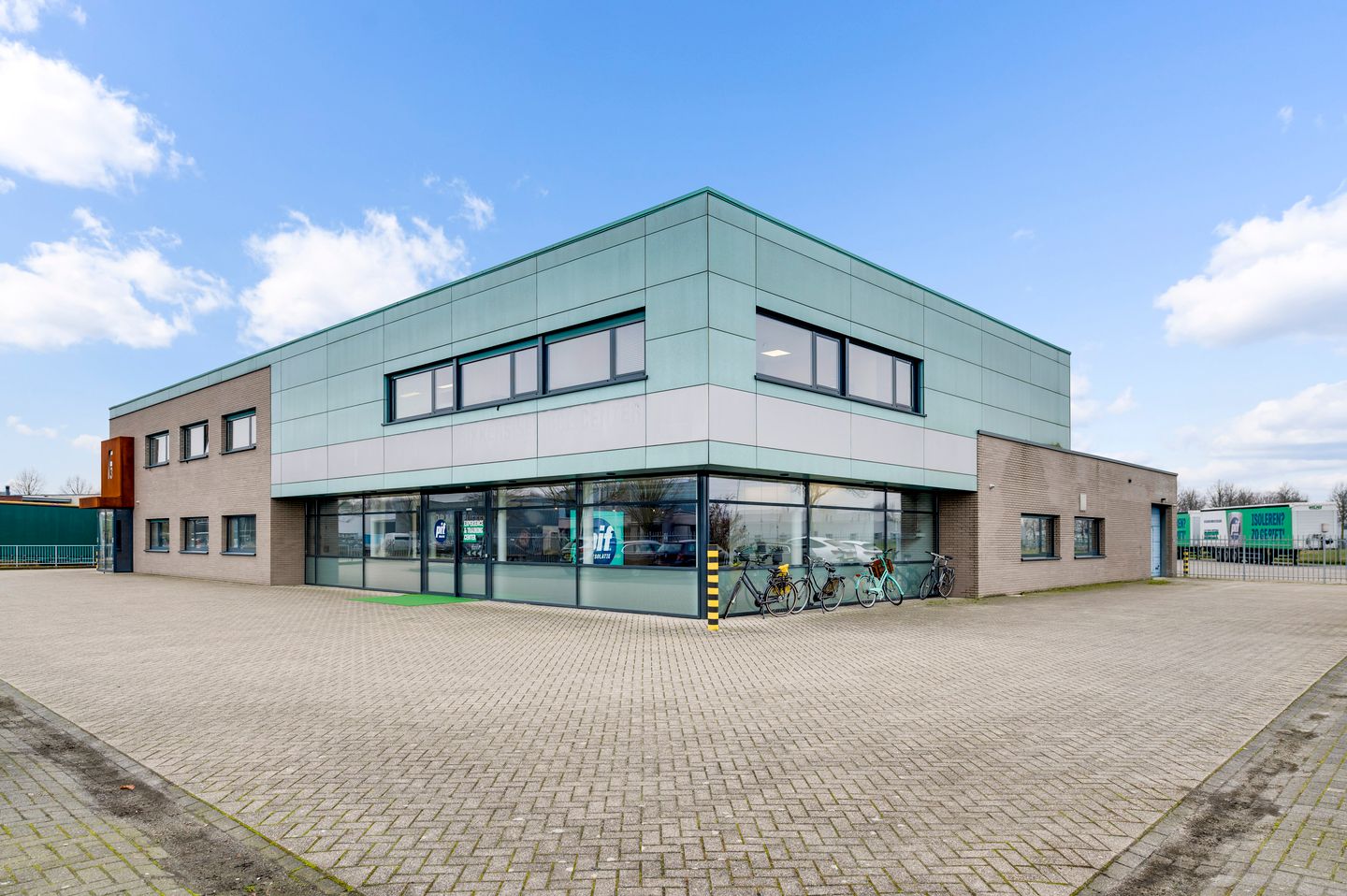 View photo 3 of Franklinstraat 3