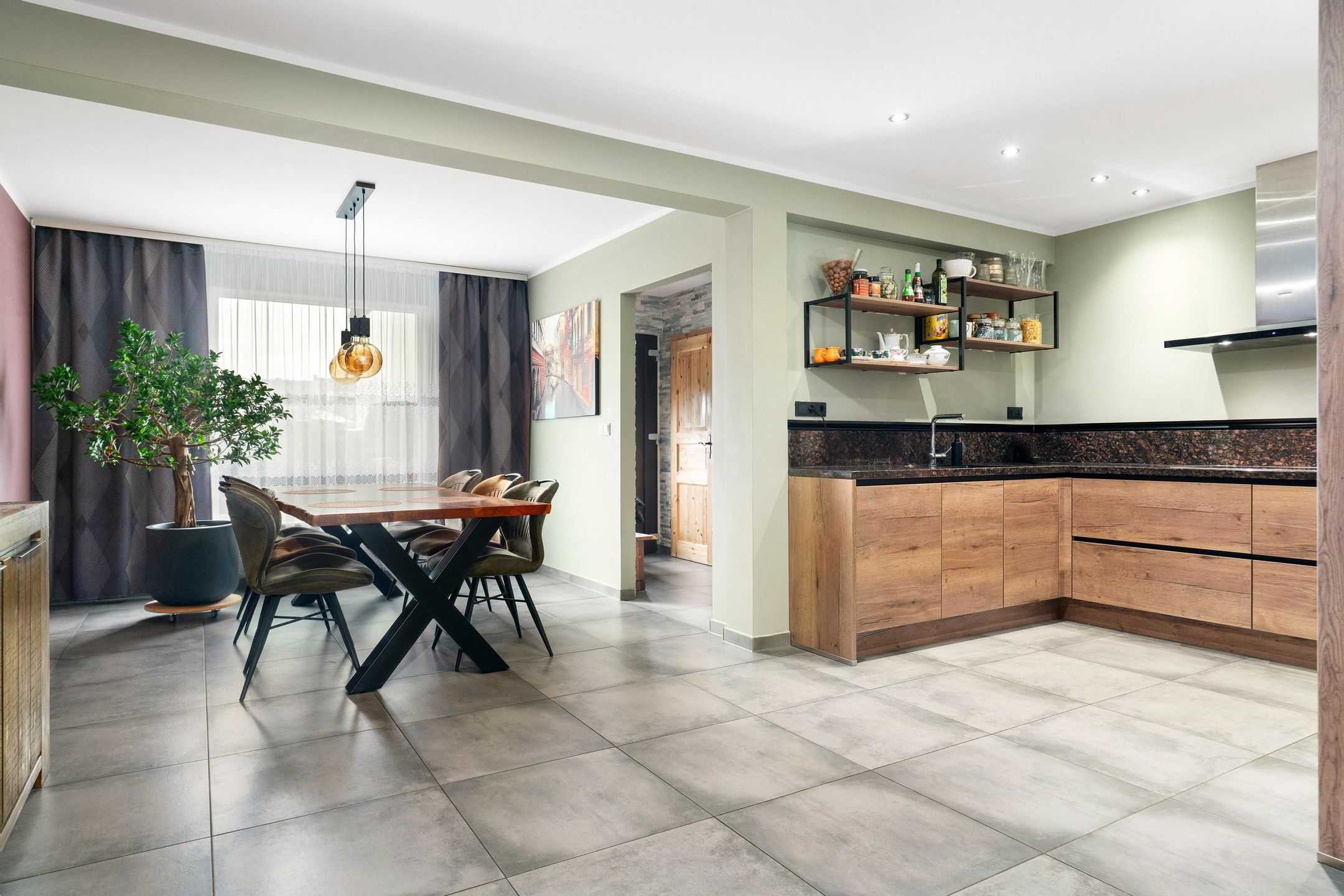 Foto 9 van Dr. Ariënsstraat 11