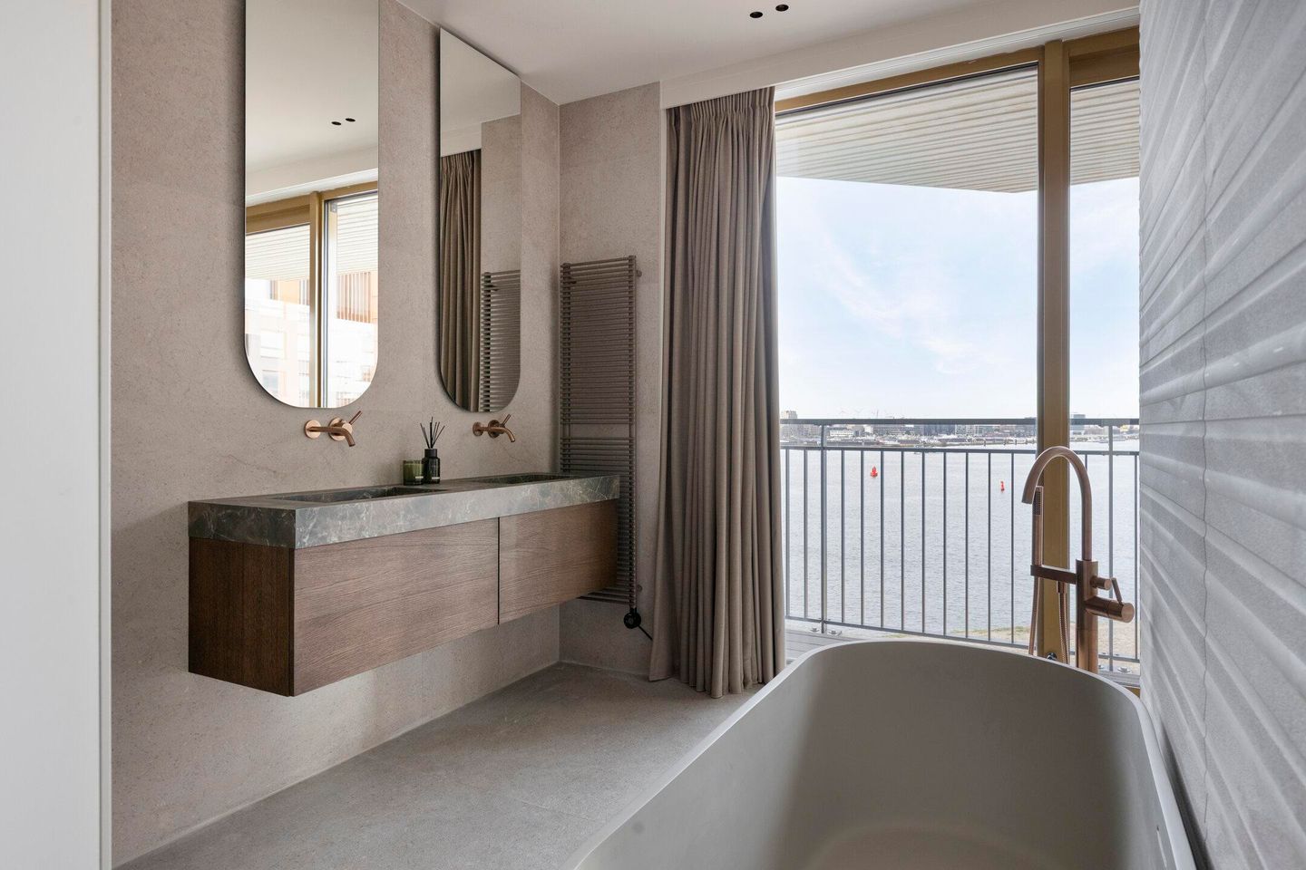 Foto 4 van Grasweg 167