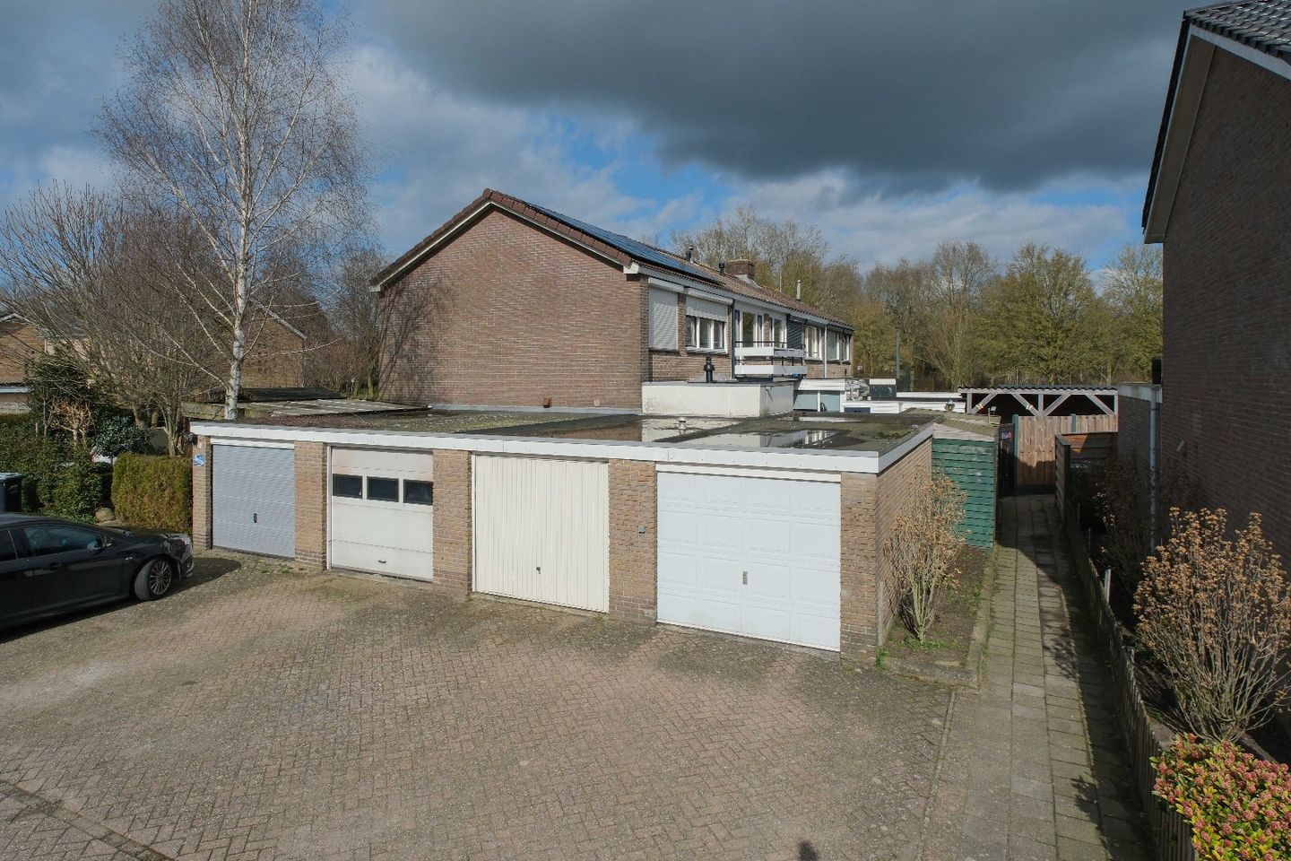 Photo 19 of D H van der Scheerstraat 54