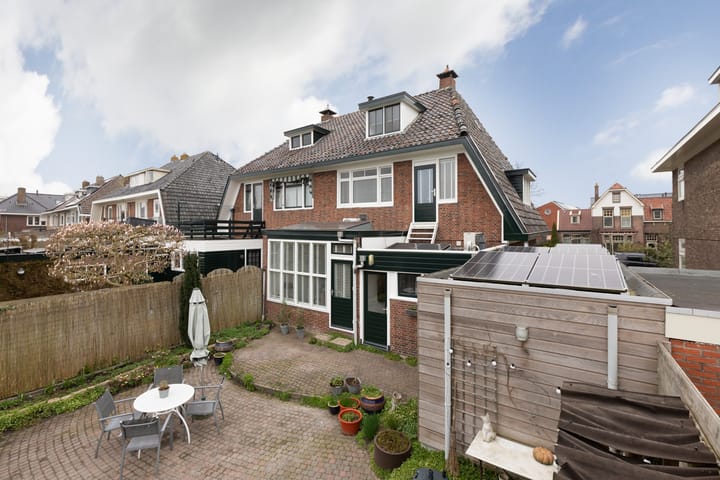 Photo 2 of Leeuwarderweg 48