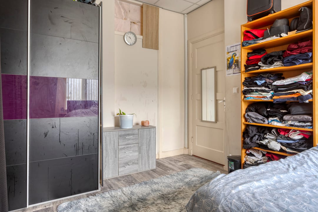 Spacious Ground Floor Apartment with 5 Bedrooms in The Hague — 17
