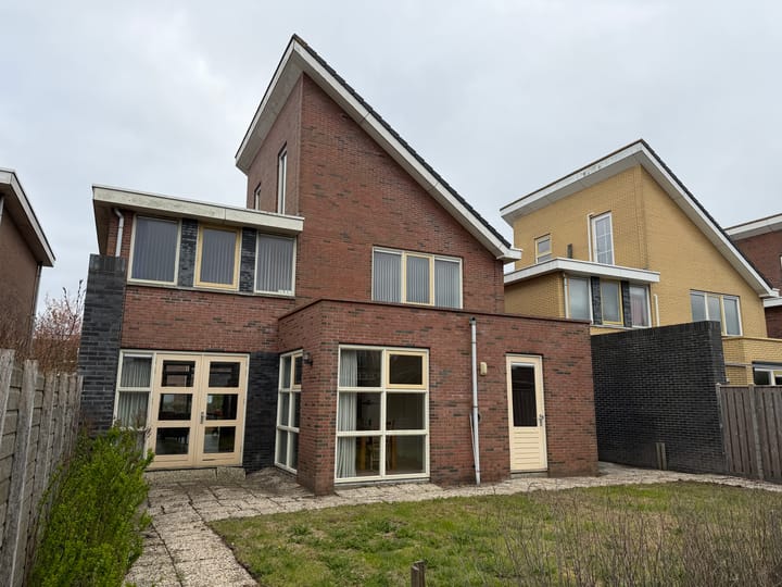 Foto 2 van Koninginnenpage 4