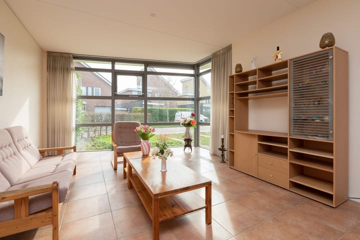 Foto 4 van Koninginnenpage 4