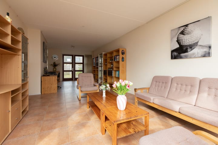 Foto 5 van Koninginnenpage 4