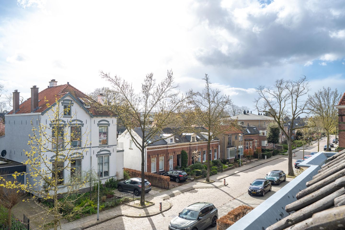Characteristic Townhouse from 1896 with Authentic Details in the Heart of Tiel — 61