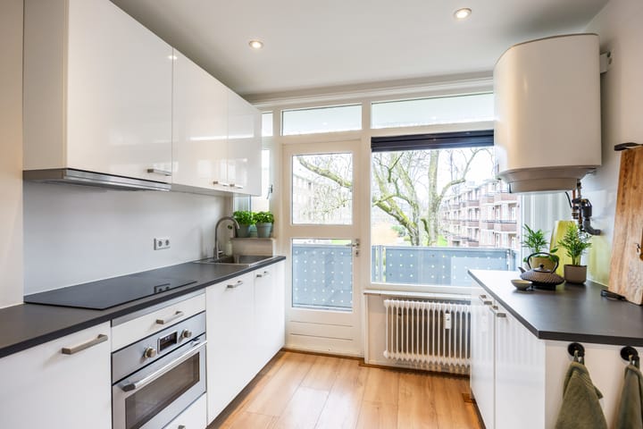 Foto 3 van Jacob van Ruysdaelstraat 55