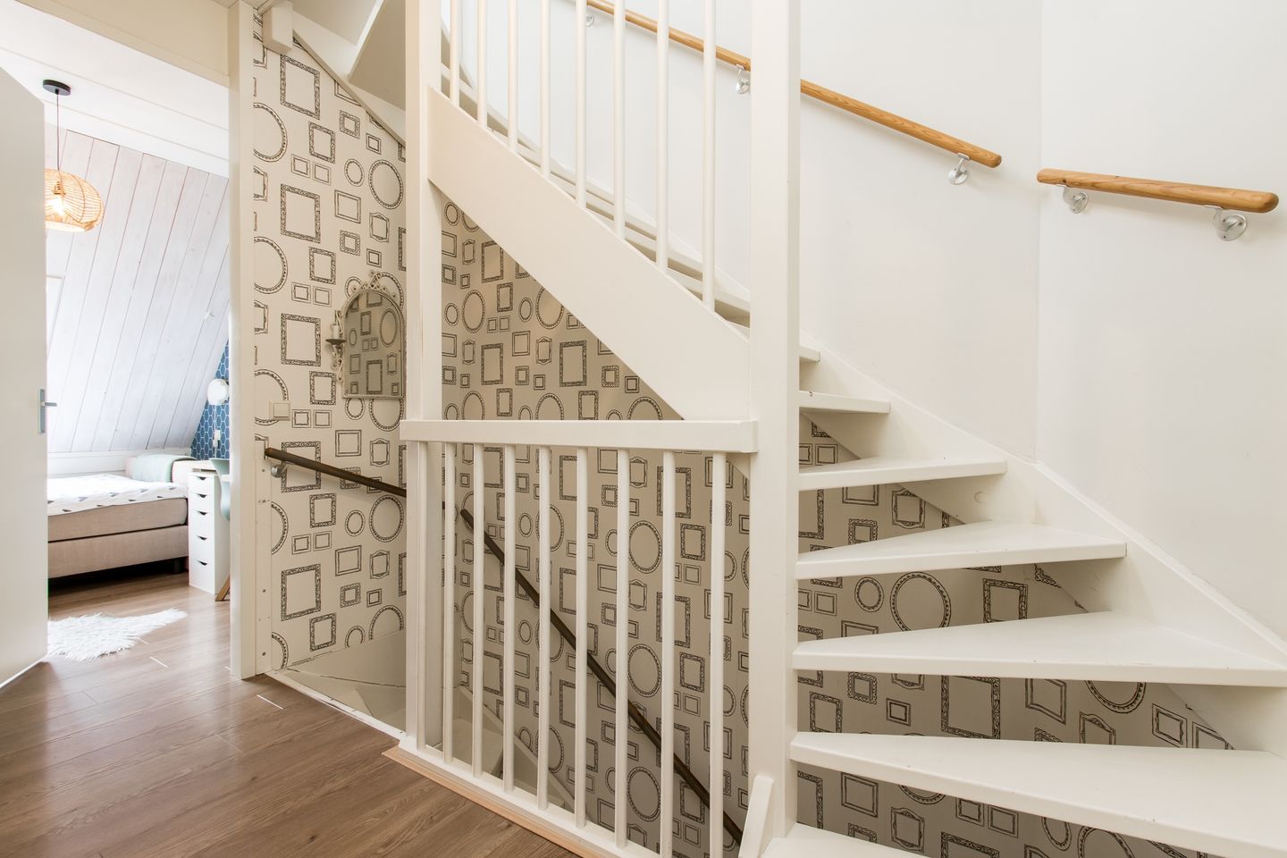 Spacious end terrace home with office space in child-friendly Kerkdriel — 29
