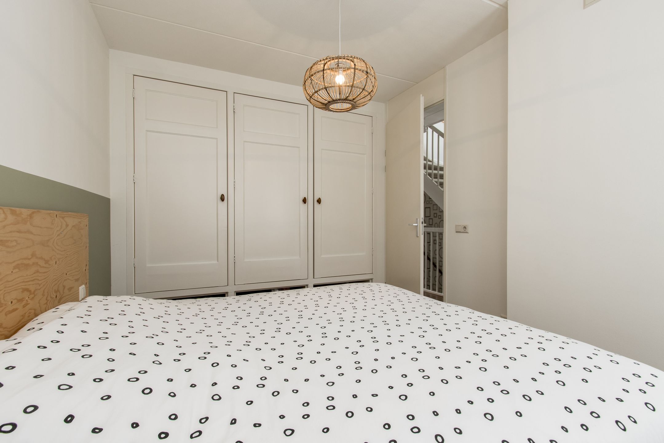 Spacious end terrace home with office space in child-friendly Kerkdriel — 27