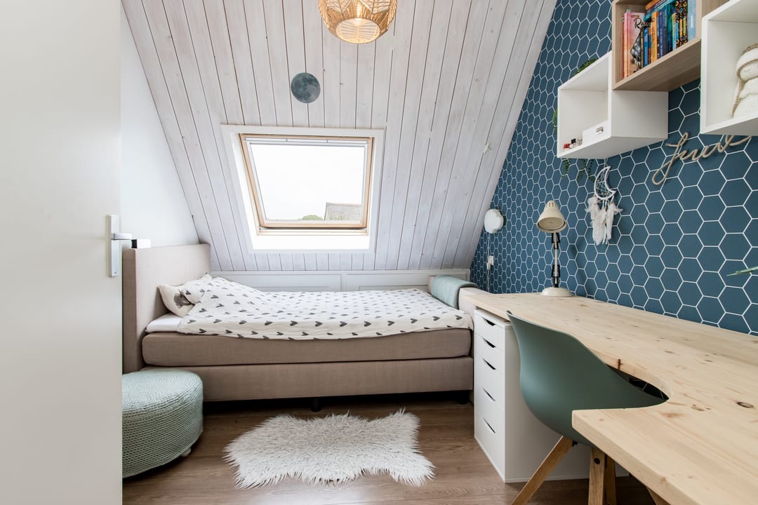 Spacious end terrace home with office space in child-friendly Kerkdriel — 22