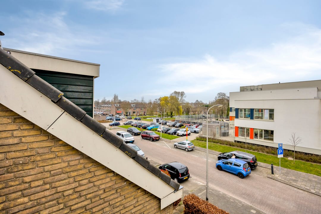 Foto 38 van Clematislaan 7