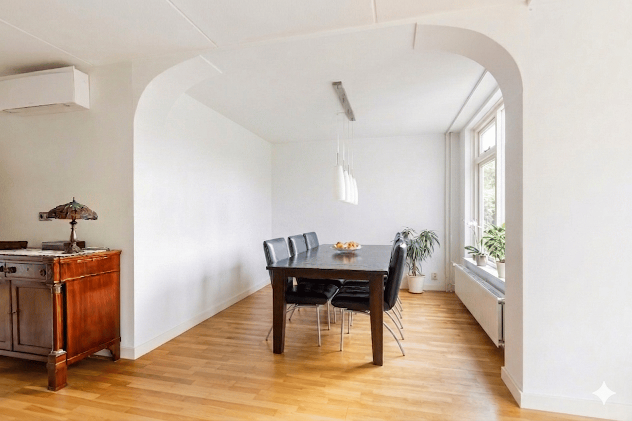 Spacious Corner Home with Garage in De Horden — 12
