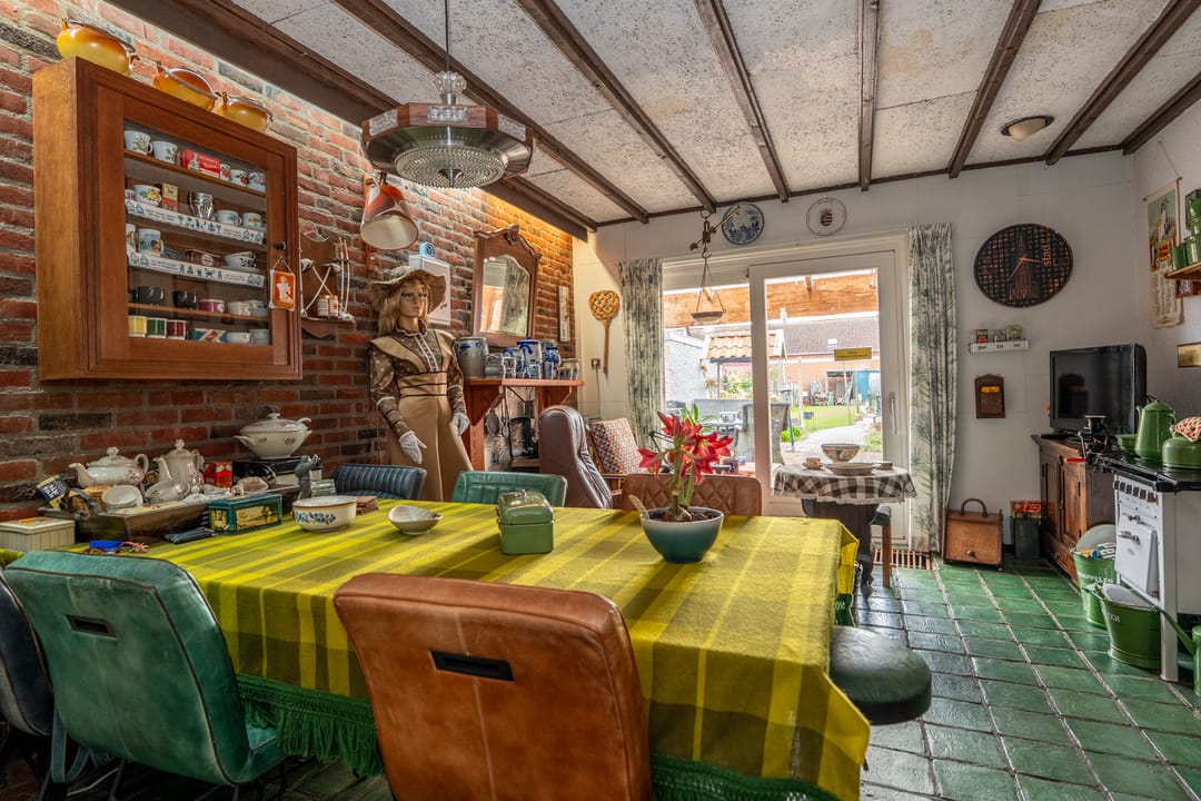 Detached House with Ground Floor Bedroom Near Stadskanaal Center — 12