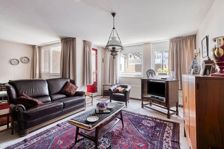 Photo 5 of Dautzenbergstraat 18-F