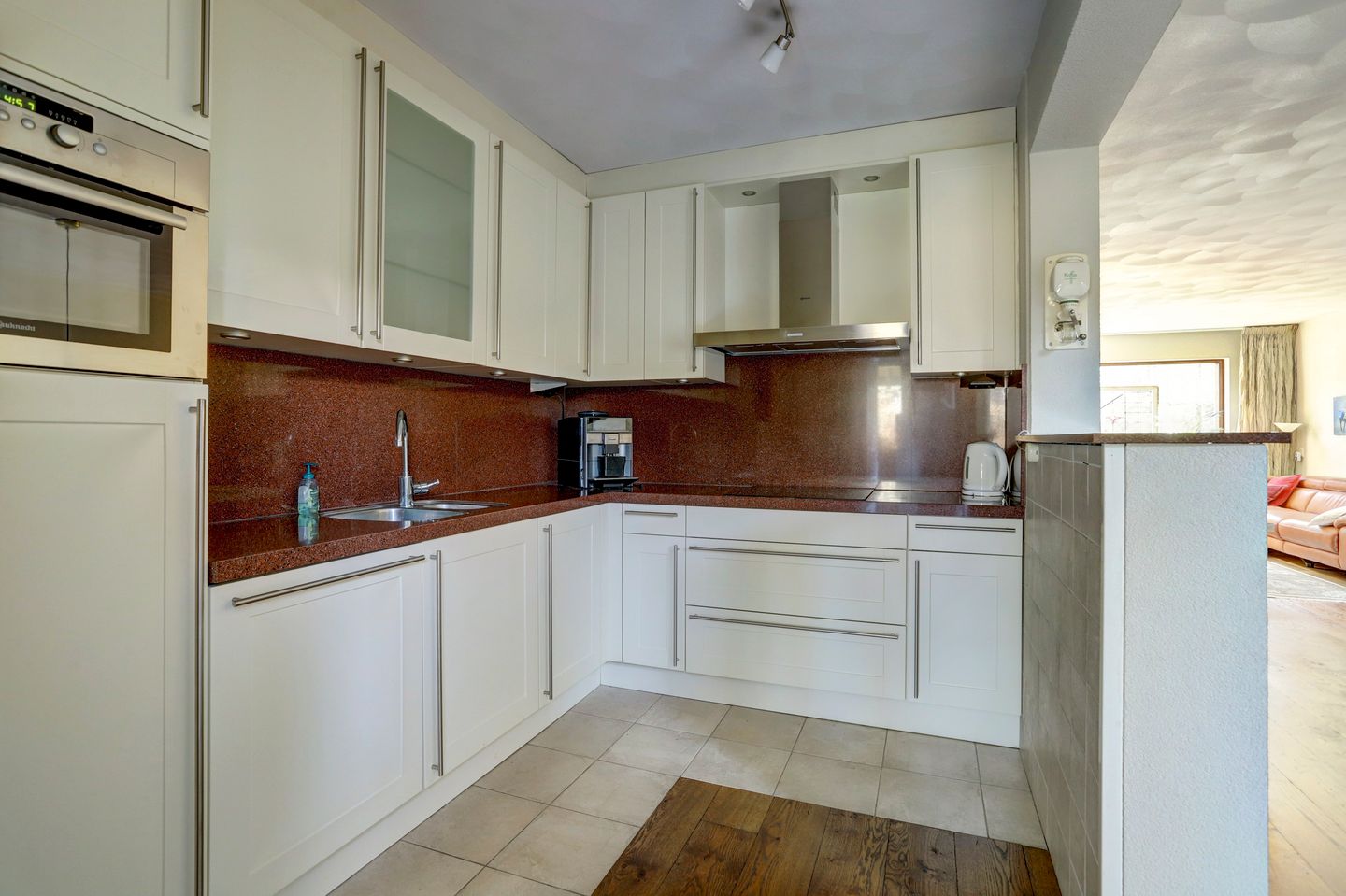 Foto 10 van Looierstraat 36