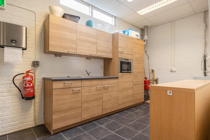 Foto 4 van Middenweg 160