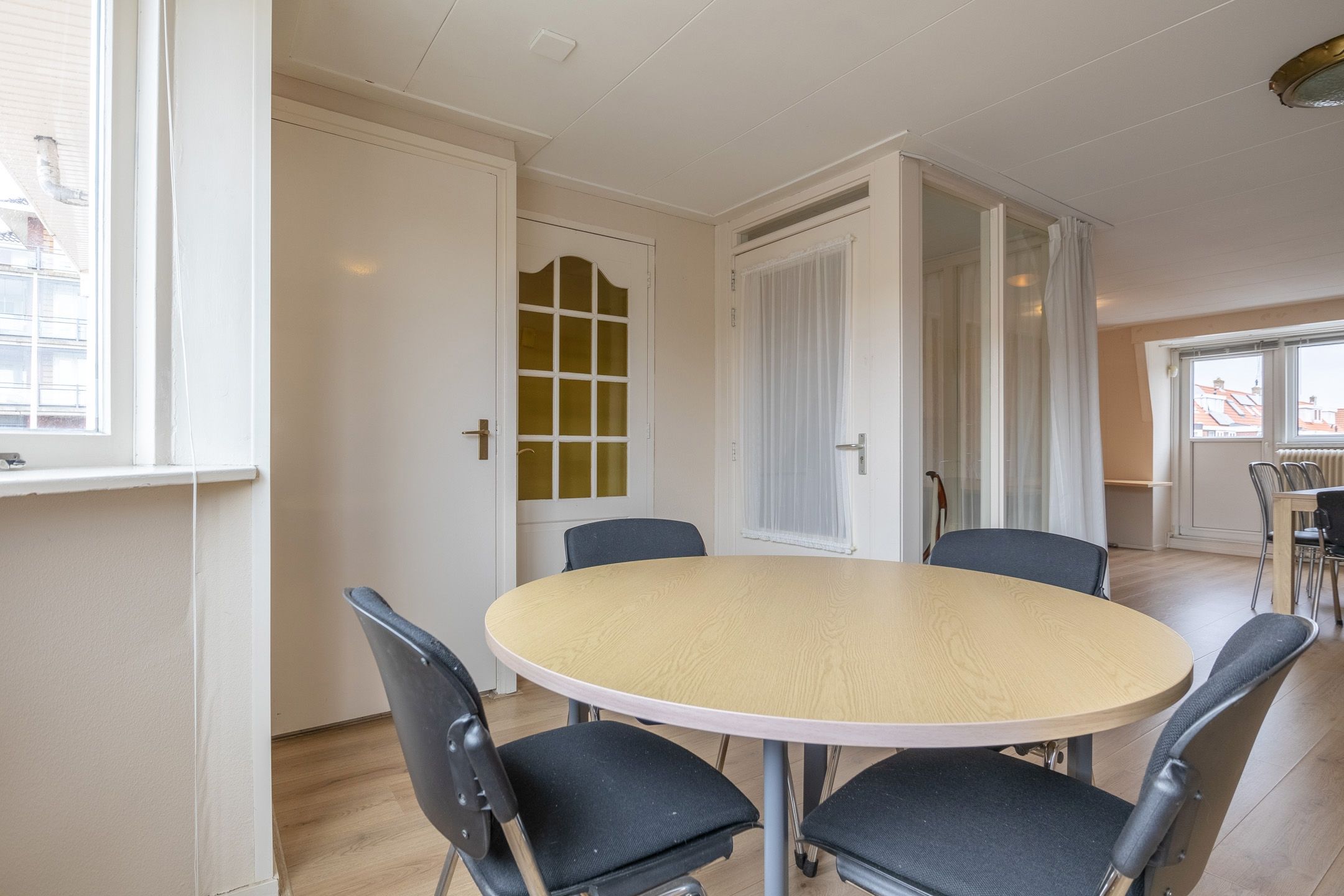 Foto 24 van Middenweg 160