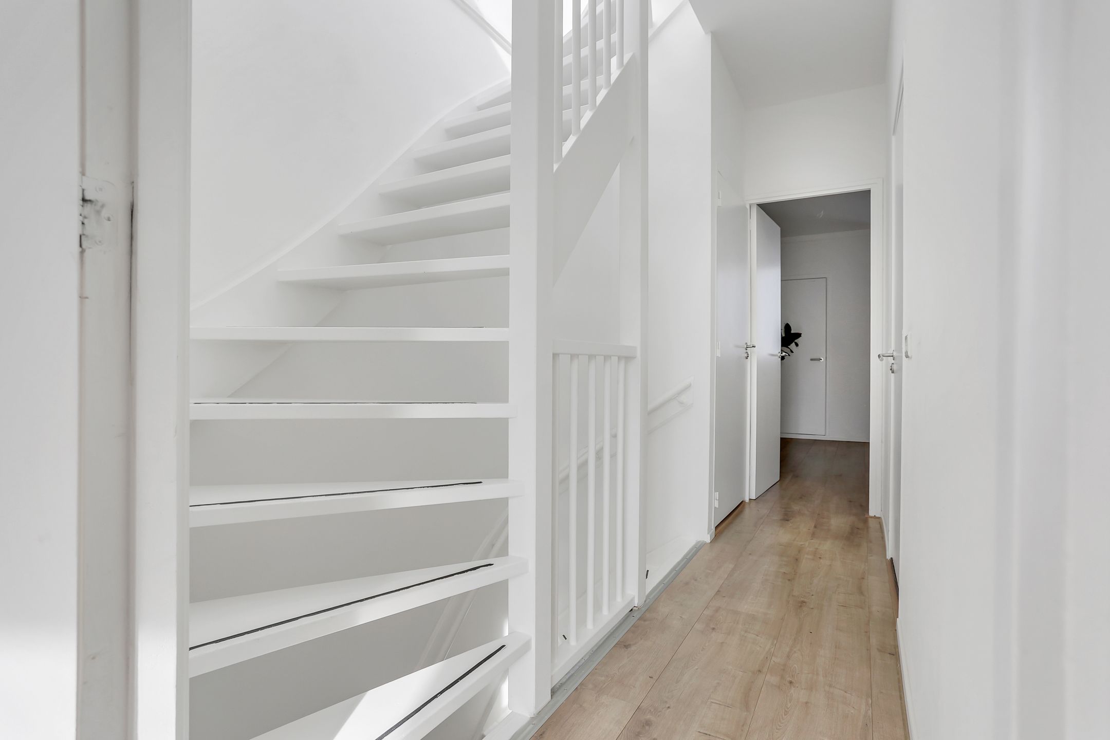 Spacious townhouse with large rooftop terrace in Rotterdam Liskwartier — 31