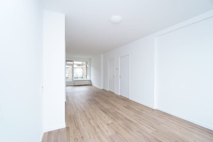 Photo 2 of Queridostraat 17