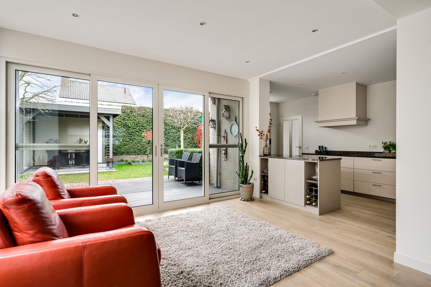 Foto 19 van Julianalaan 14