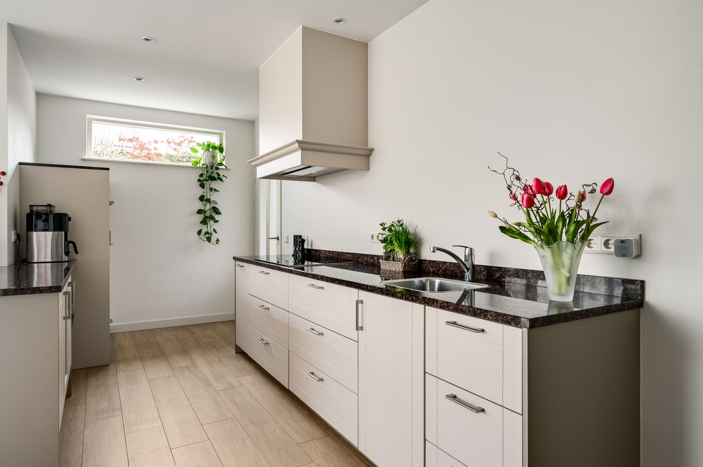 Foto 25 van Julianalaan 14