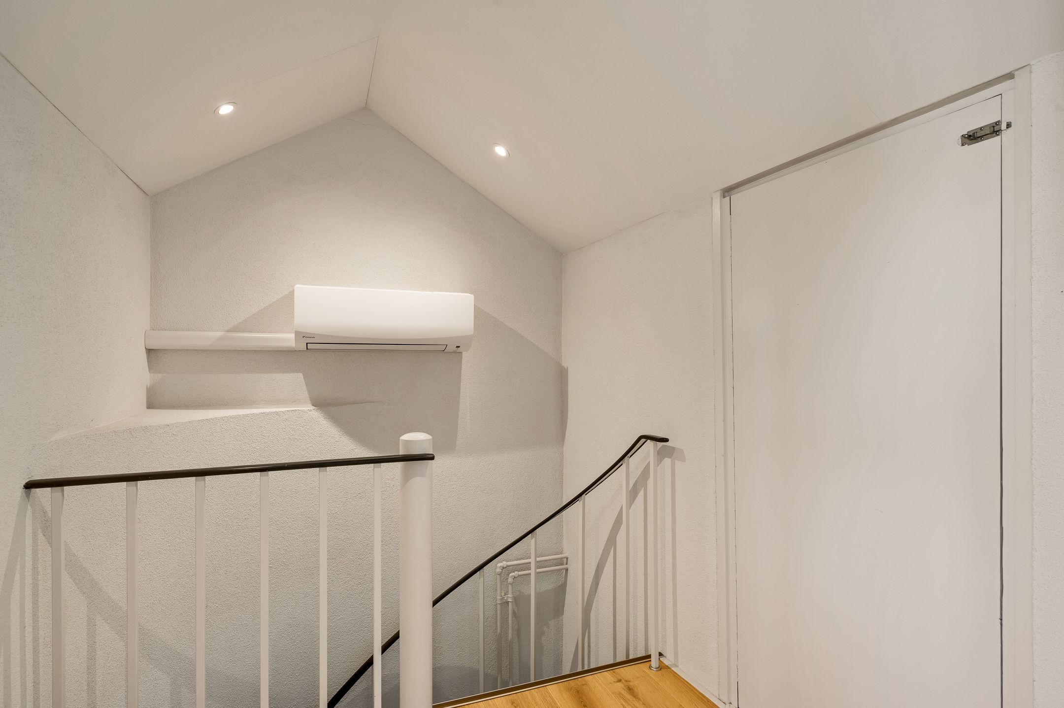 Foto 39 van Julianalaan 14