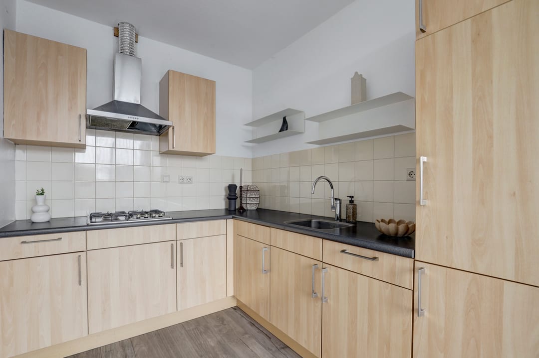 Spacious Apartment with Private Parking in Meerkoethof Complex — 17