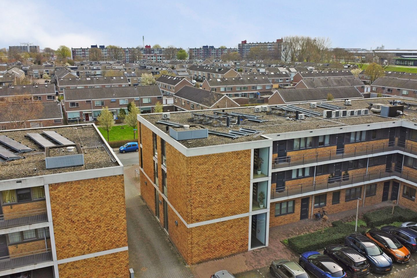 Spacious Apartment with Private Parking in Meerkoethof Complex — 35