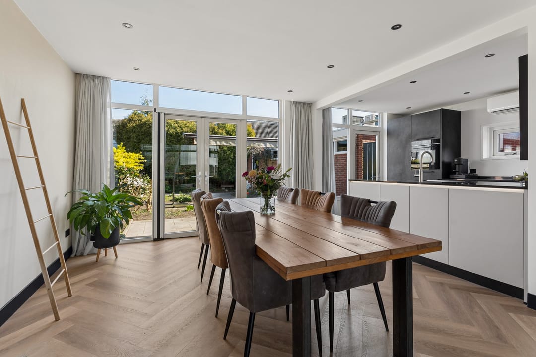 Photo 16 of Guido Gezellestraat 9