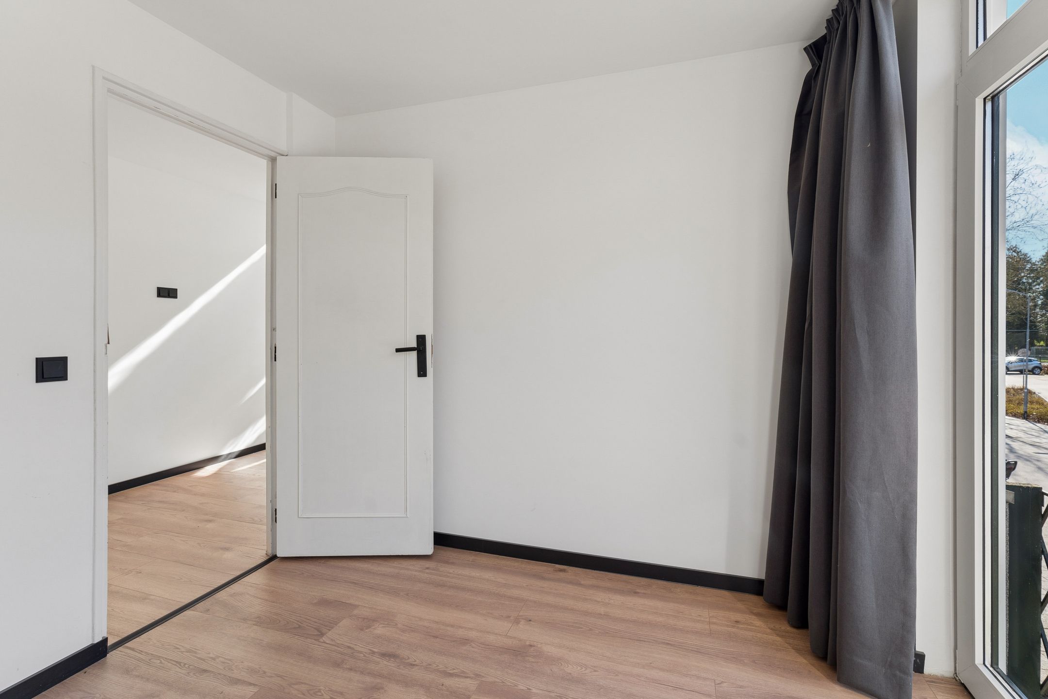 Photo 33 of Guido Gezellestraat 9