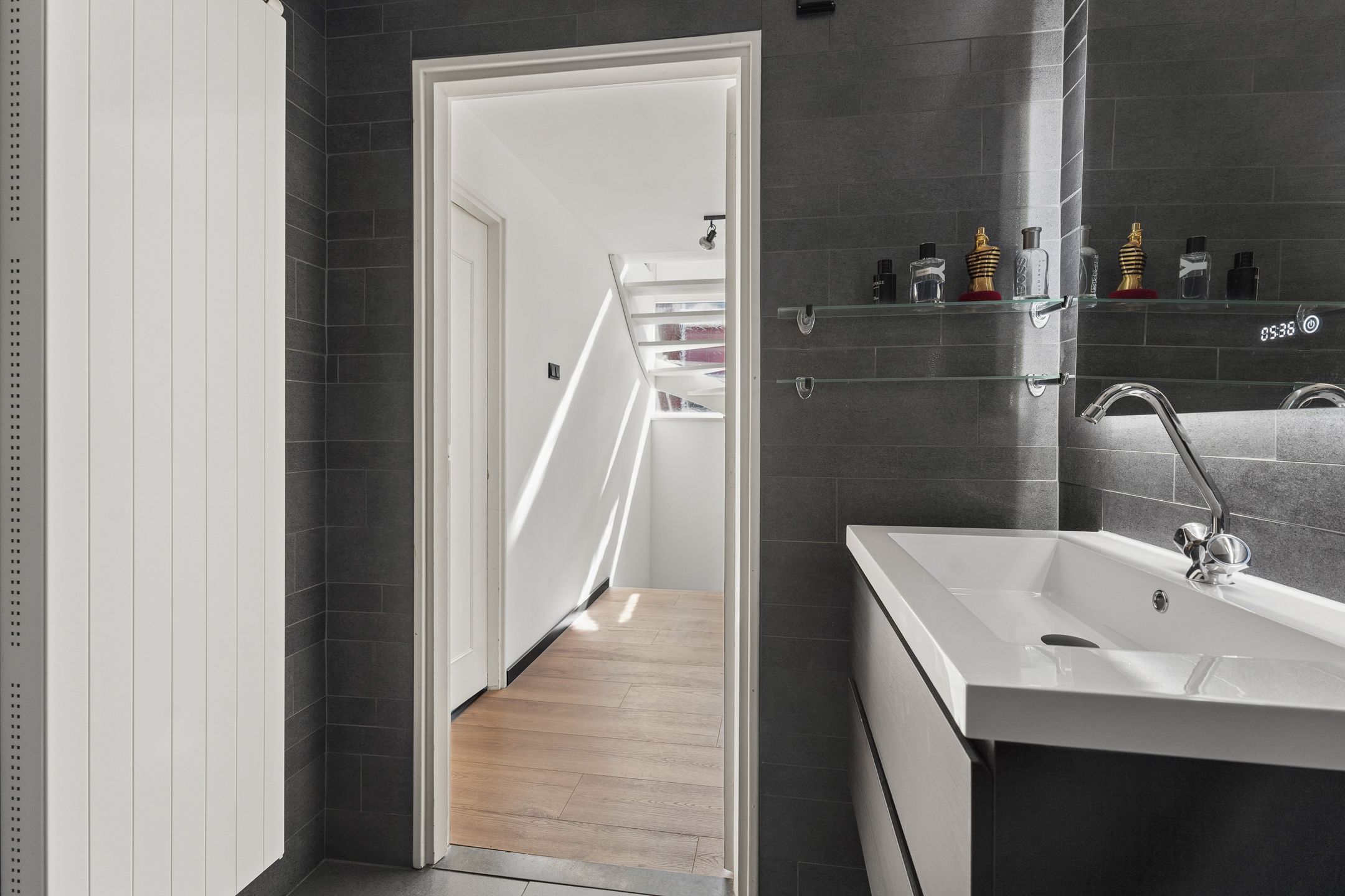 Photo 36 of Guido Gezellestraat 9