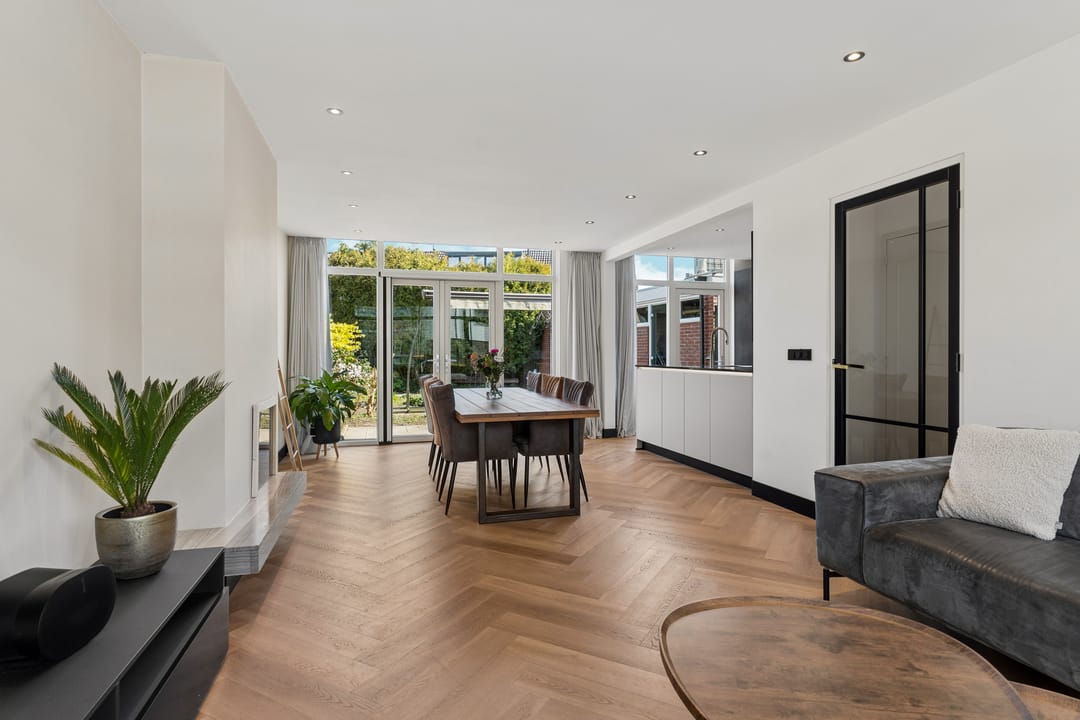 Photo 13 of Guido Gezellestraat 9