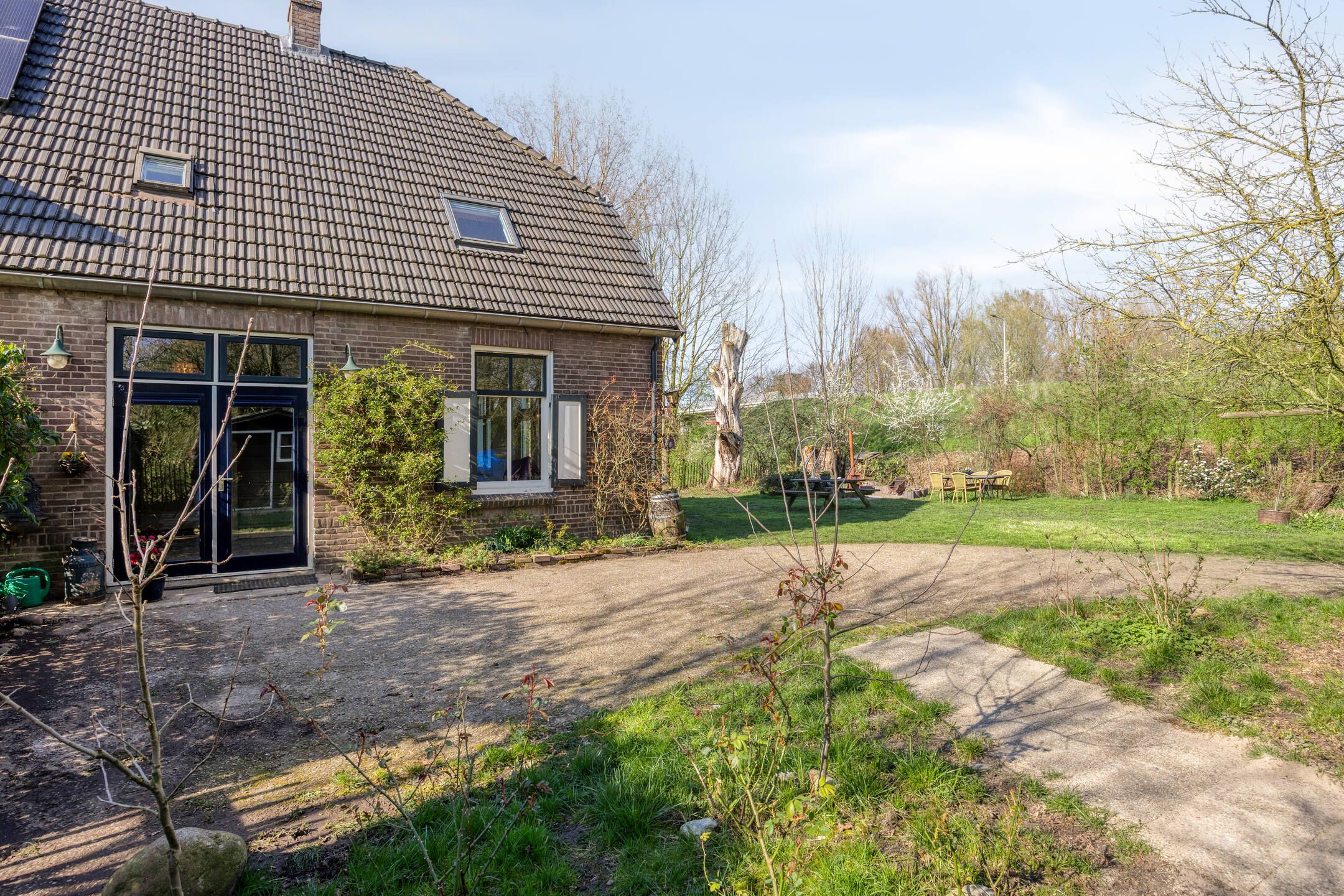 Unique half farmhouse with rural character near the city — 30