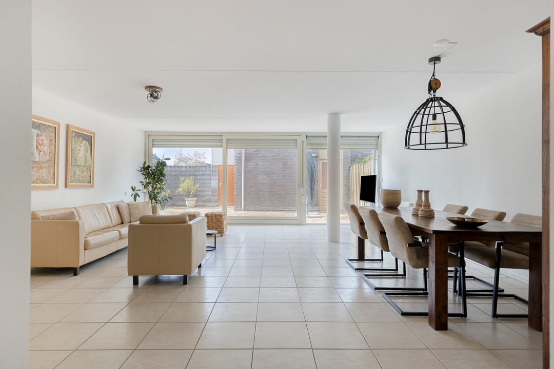 Foto 16 van Meedhuizenstraat 1