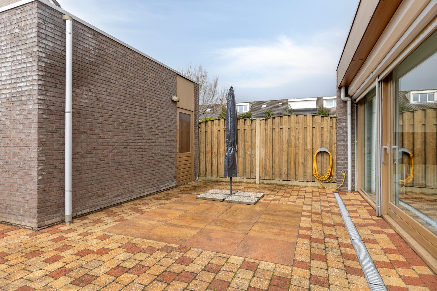 Foto 29 van Meedhuizenstraat 1