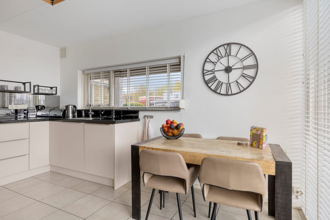 Foto 13 van Meedhuizenstraat 1