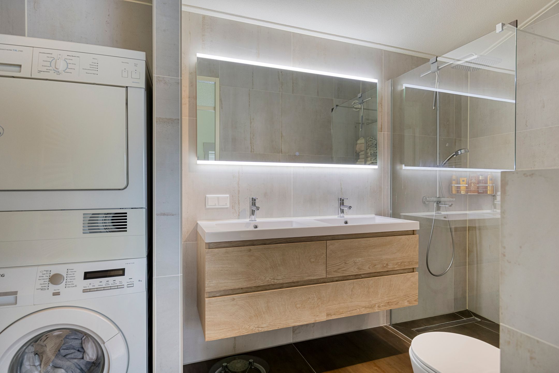 Foto 6 van Meedhuizenstraat 1