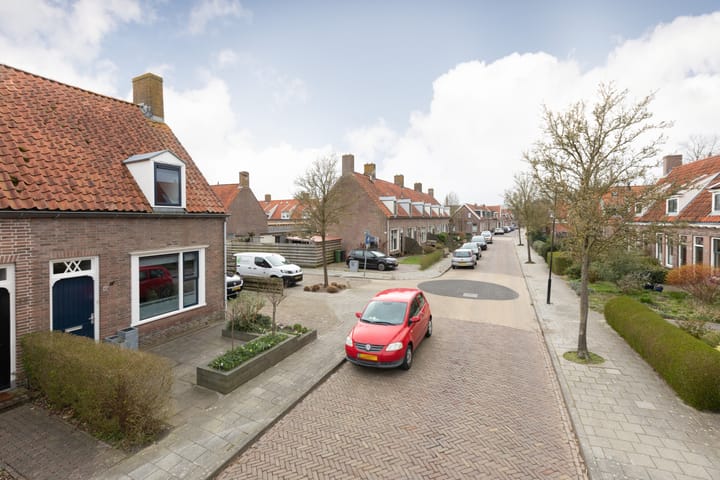Photo 3 of Hid Herostraat 63