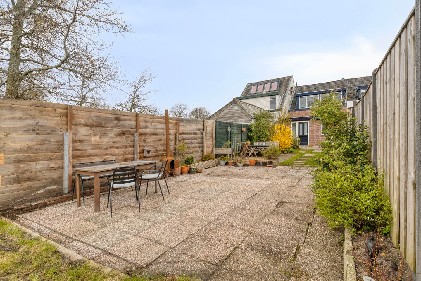 Fully renovated terraced house with stunning rural views and deep sunny garden — 23