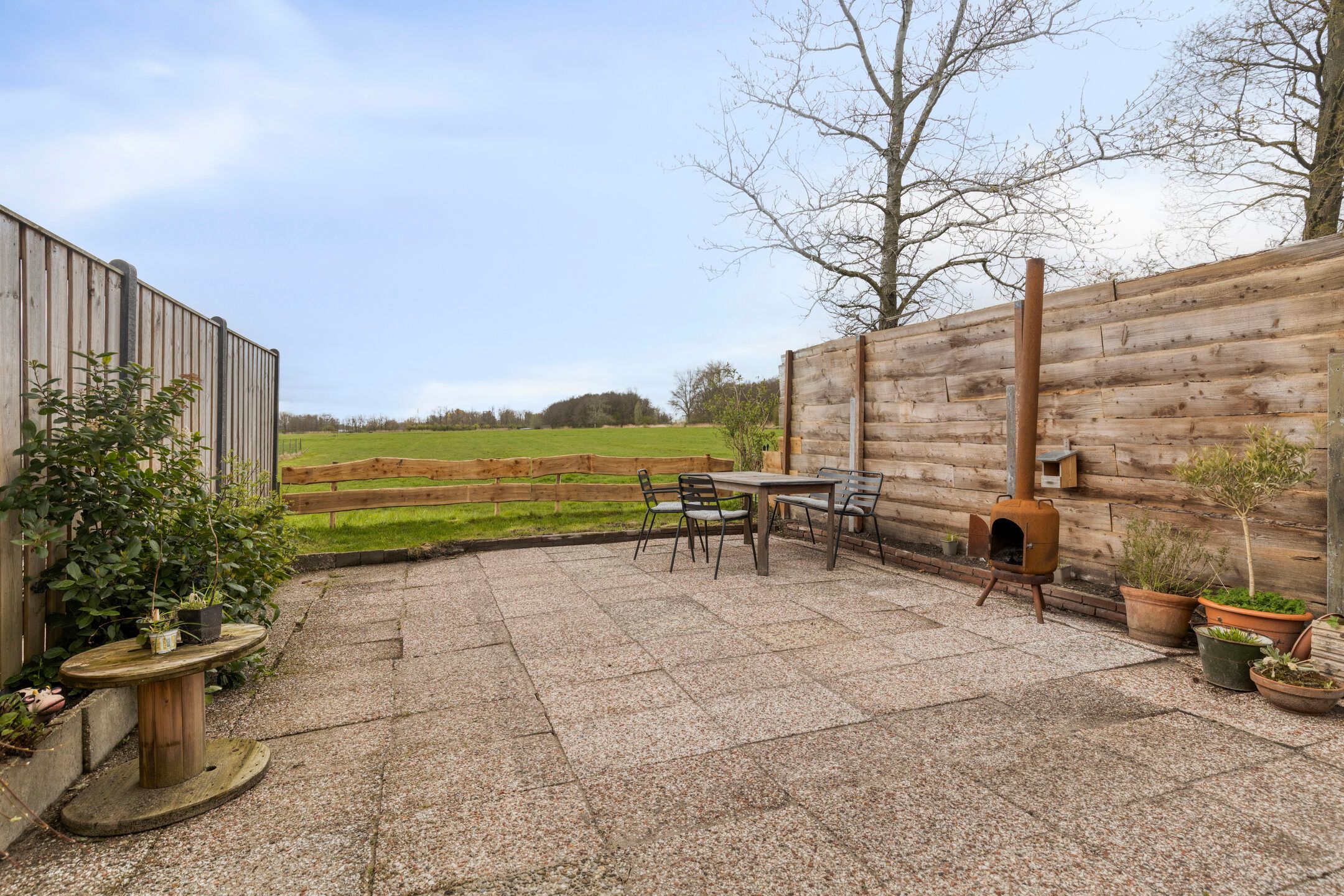 Fully renovated terraced house with stunning rural views and deep sunny garden — 22