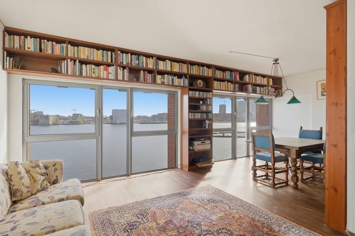 Foto 2 van Silodam 199