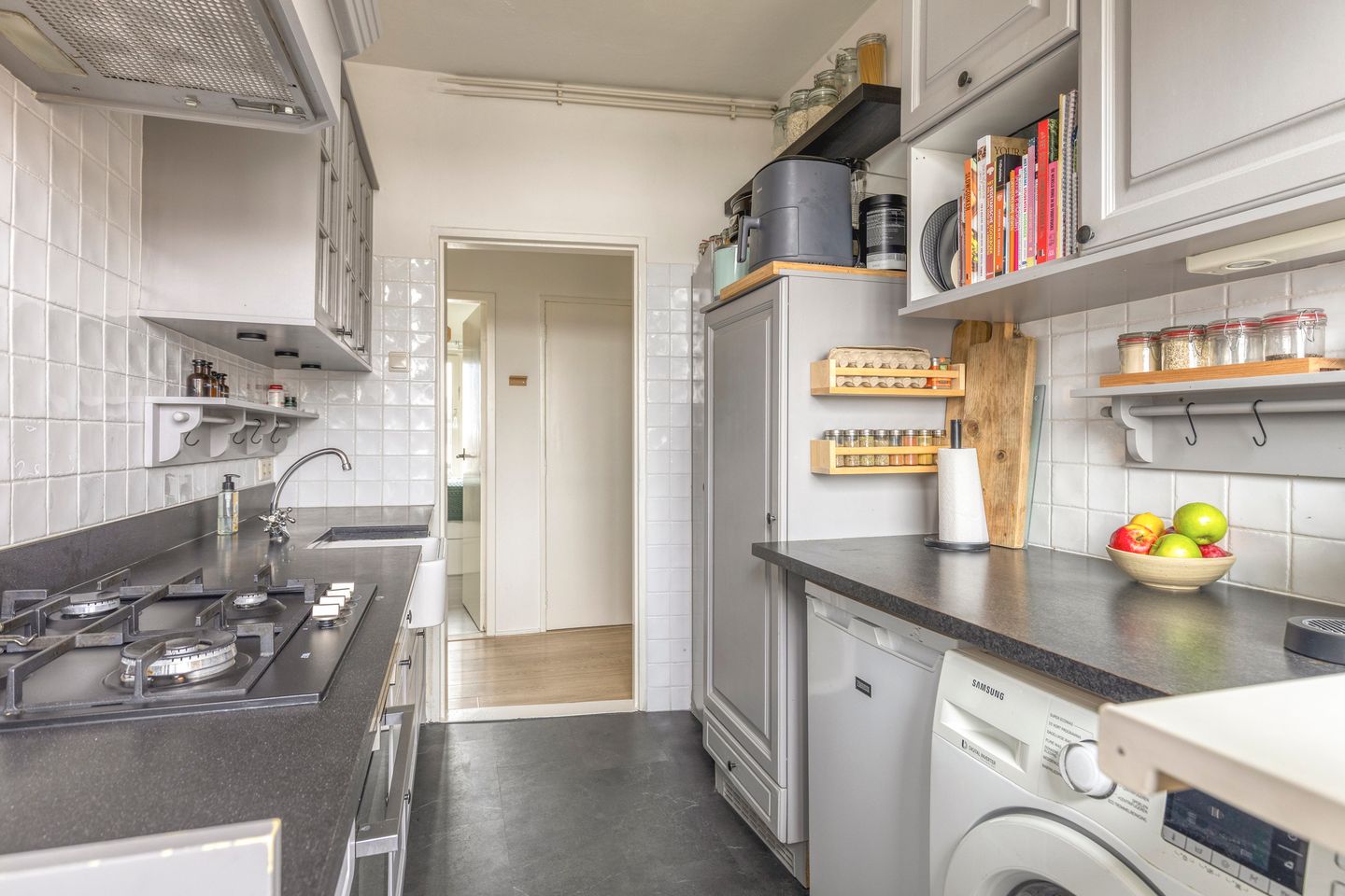 Move-in Ready Three-Room Apartment with City Views in Nijmegen — 19