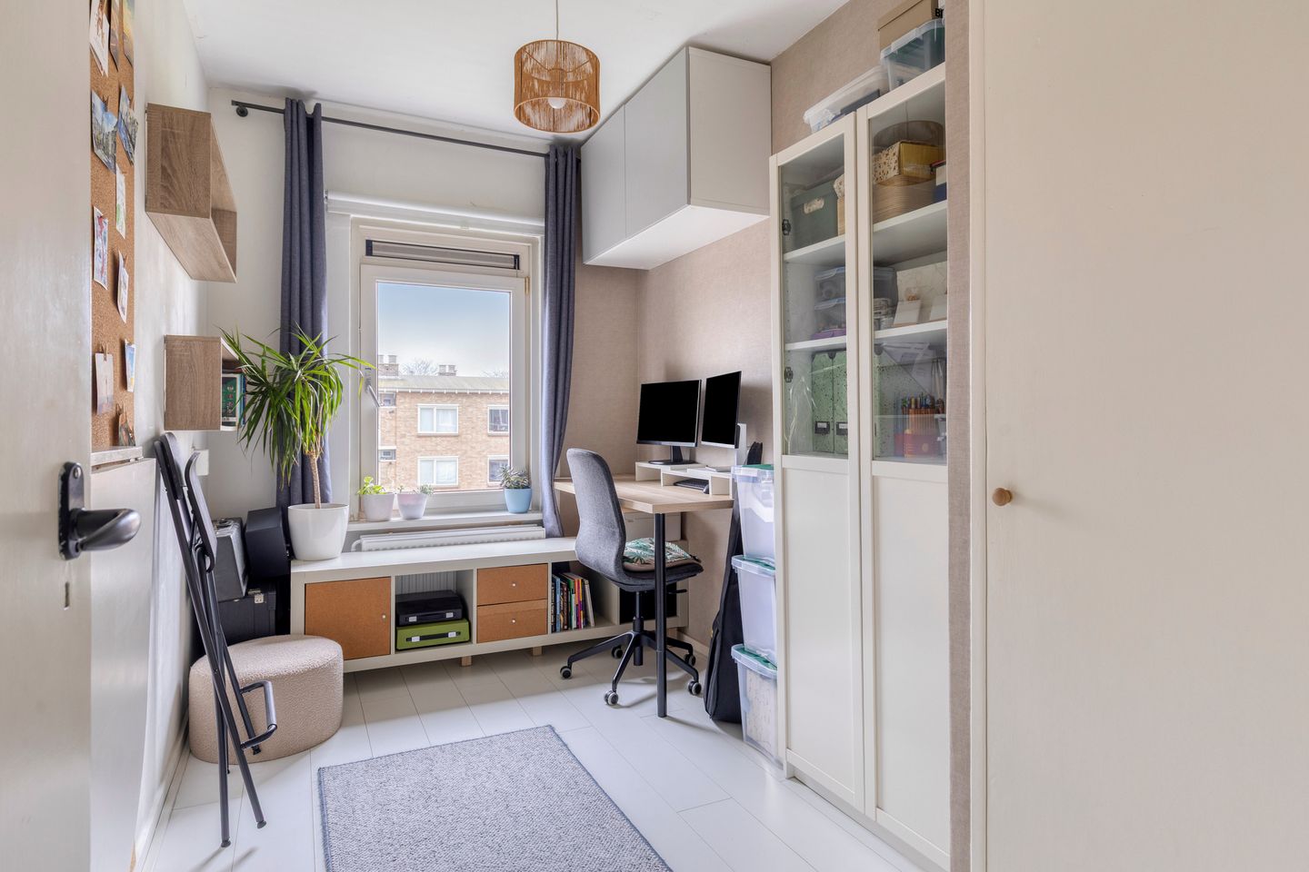 Move-in Ready Three-Room Apartment with City Views in Nijmegen — 25