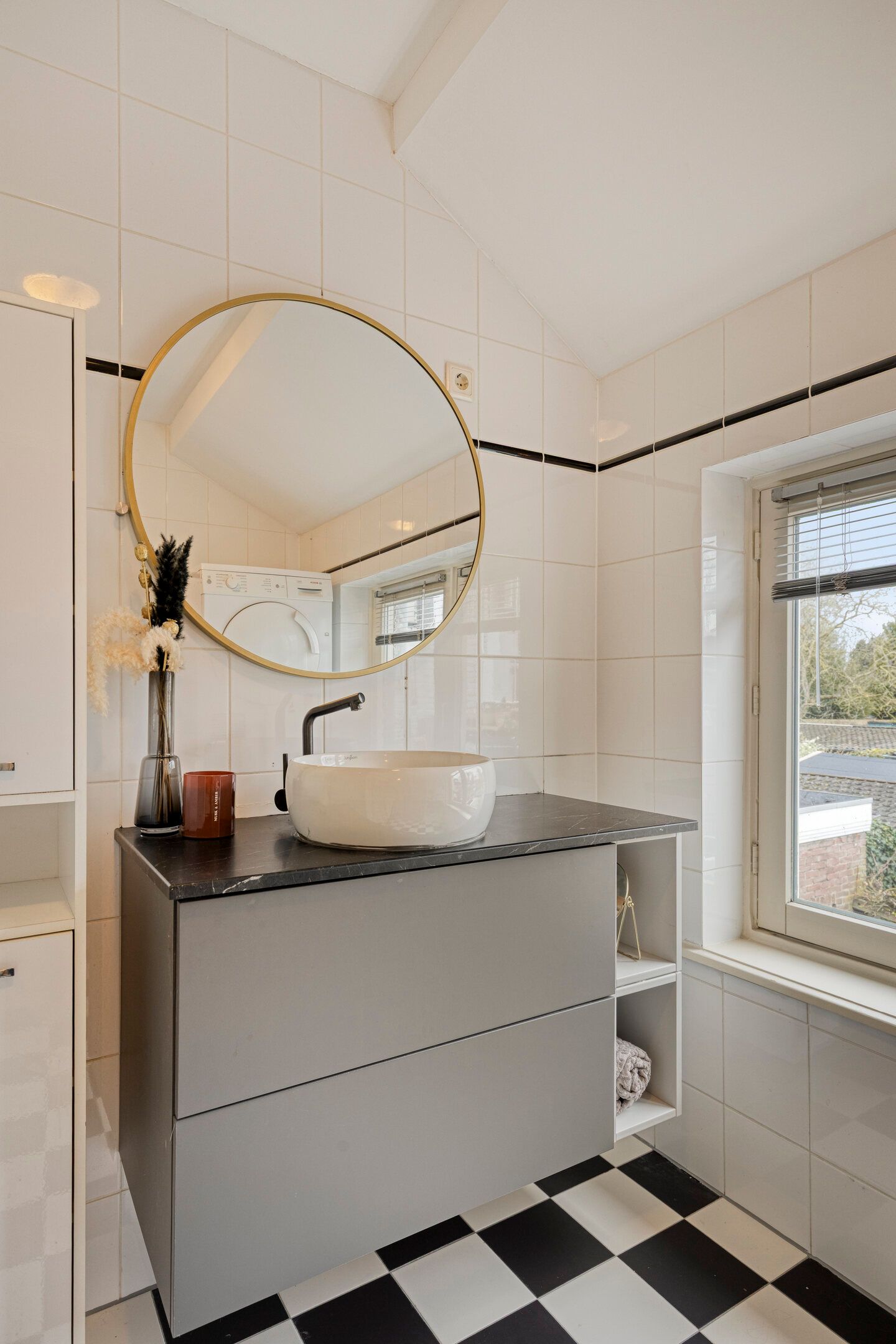Charming Move-in Ready Maisonette with Roof Terrace near Genneper Parken — 17