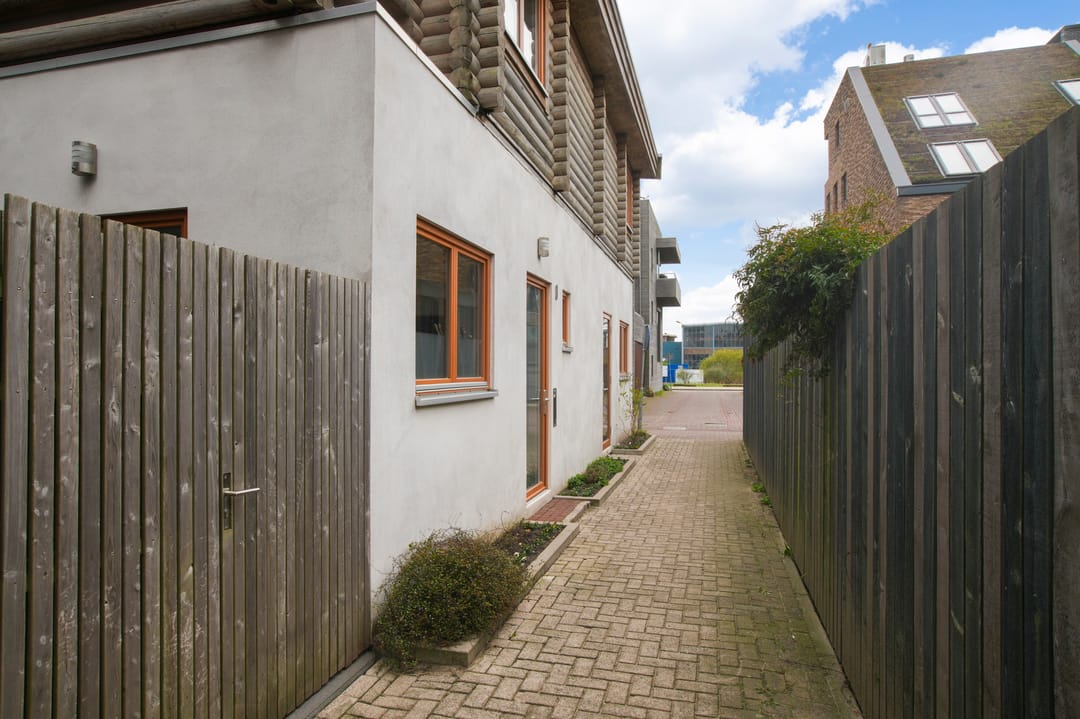 Foto 43 van Vrouwenmantelstraat 7