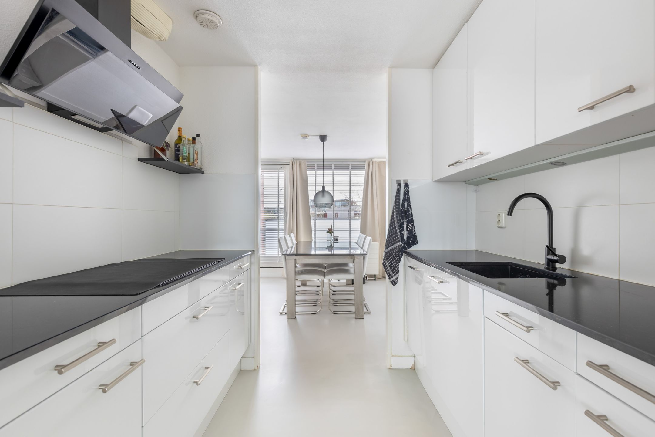 Foto 3 van Meerval 52